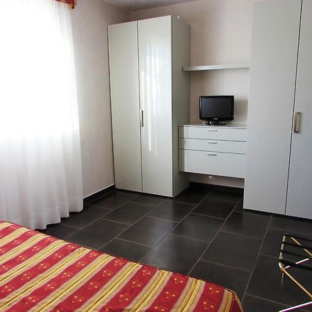 Hotel Dante Residence มานโตวา ภายนอก รูปภาพ